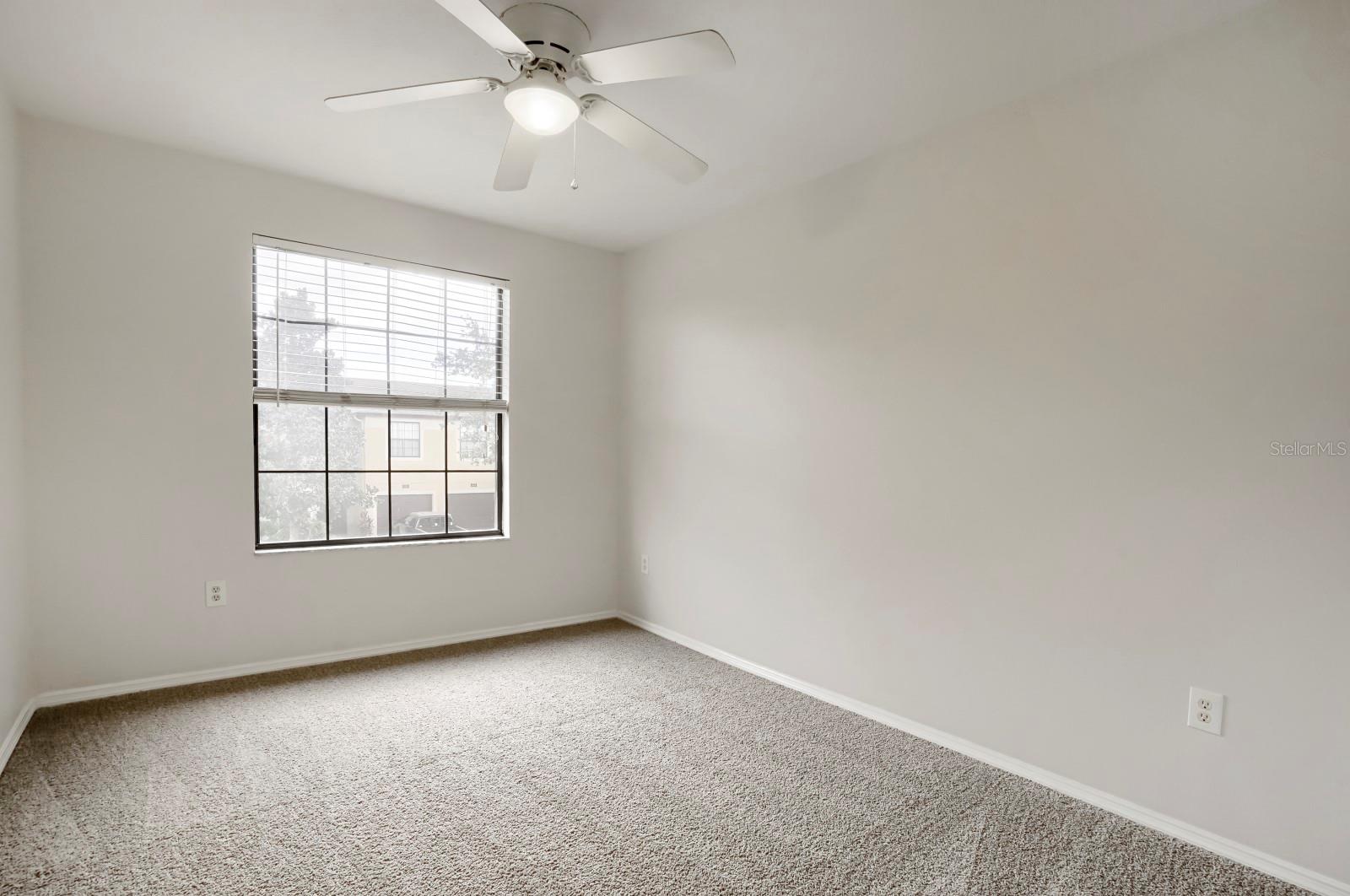 2453 Edgewater Falls, Brandon, FL 33511