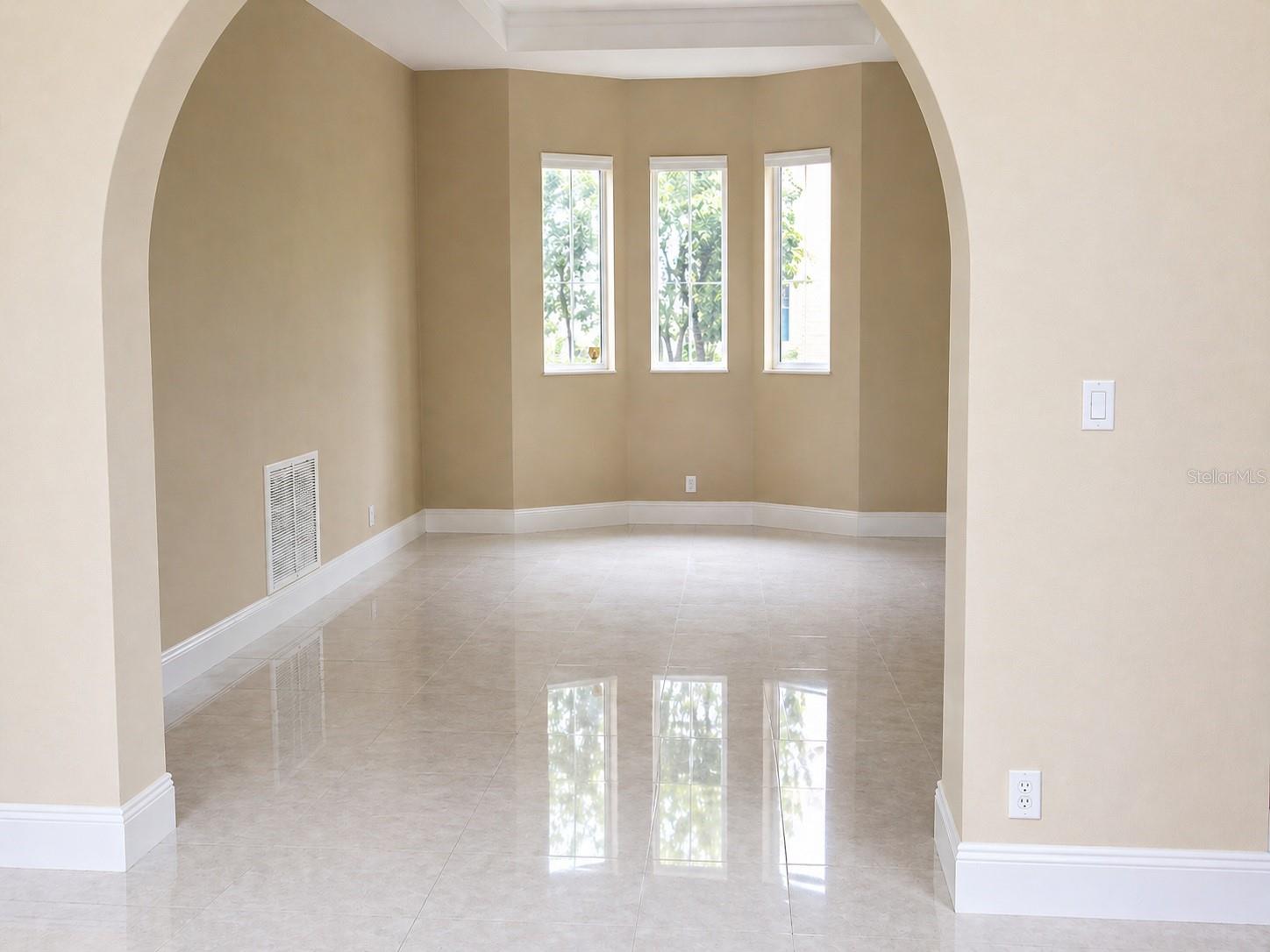 143 117th, Plantation, FL 33325