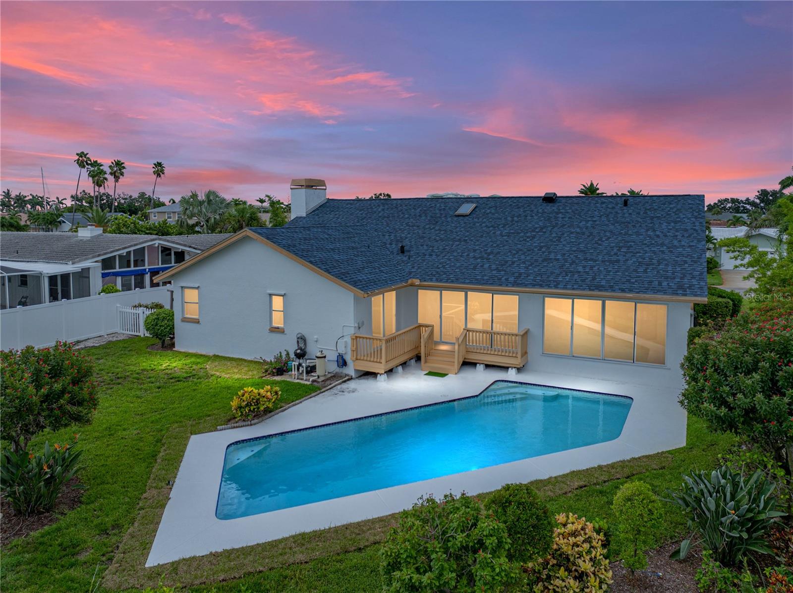 366 6th, Tierra Verde, FL 33715