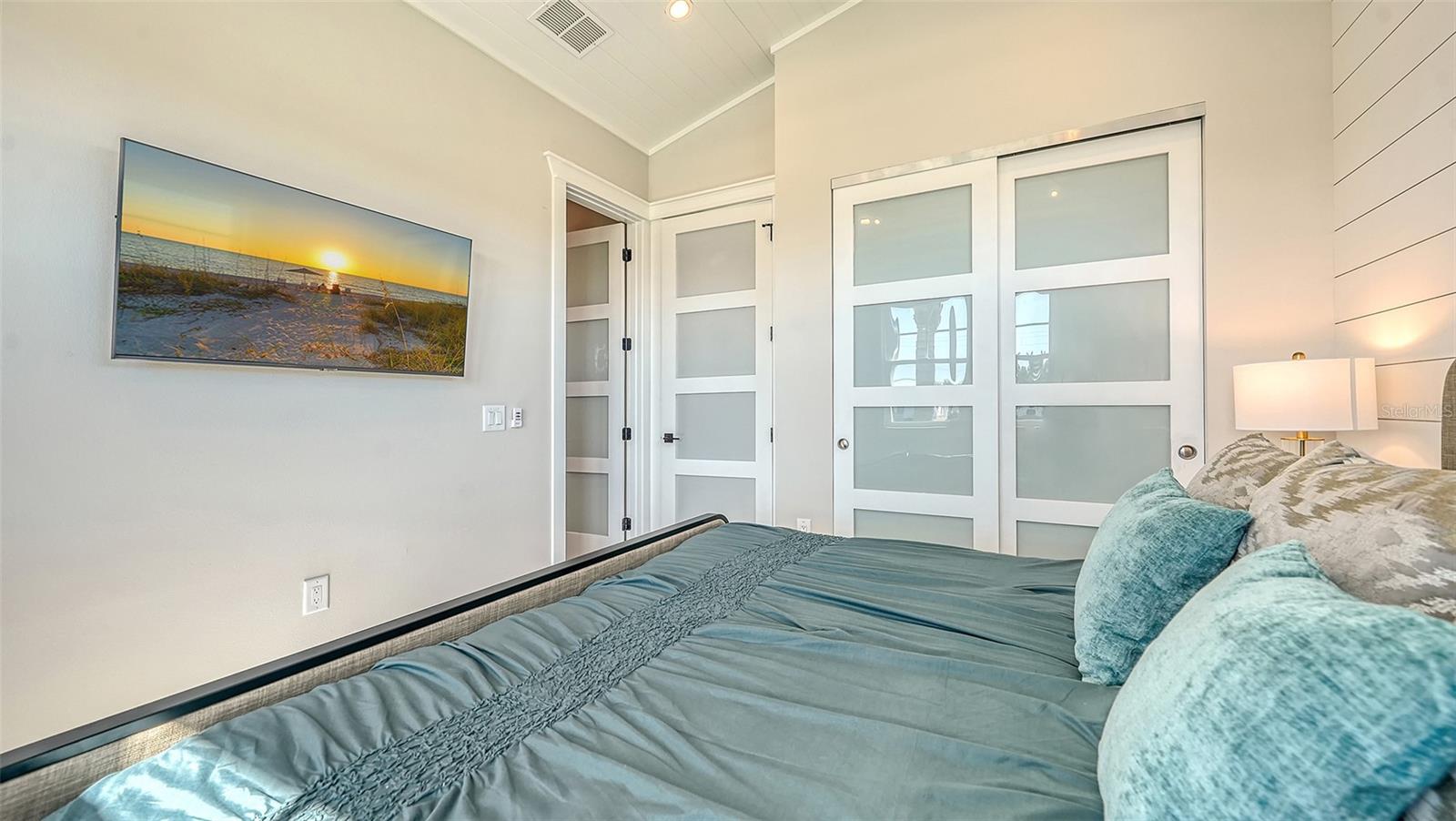 8006 20th, Bradenton, FL 34209