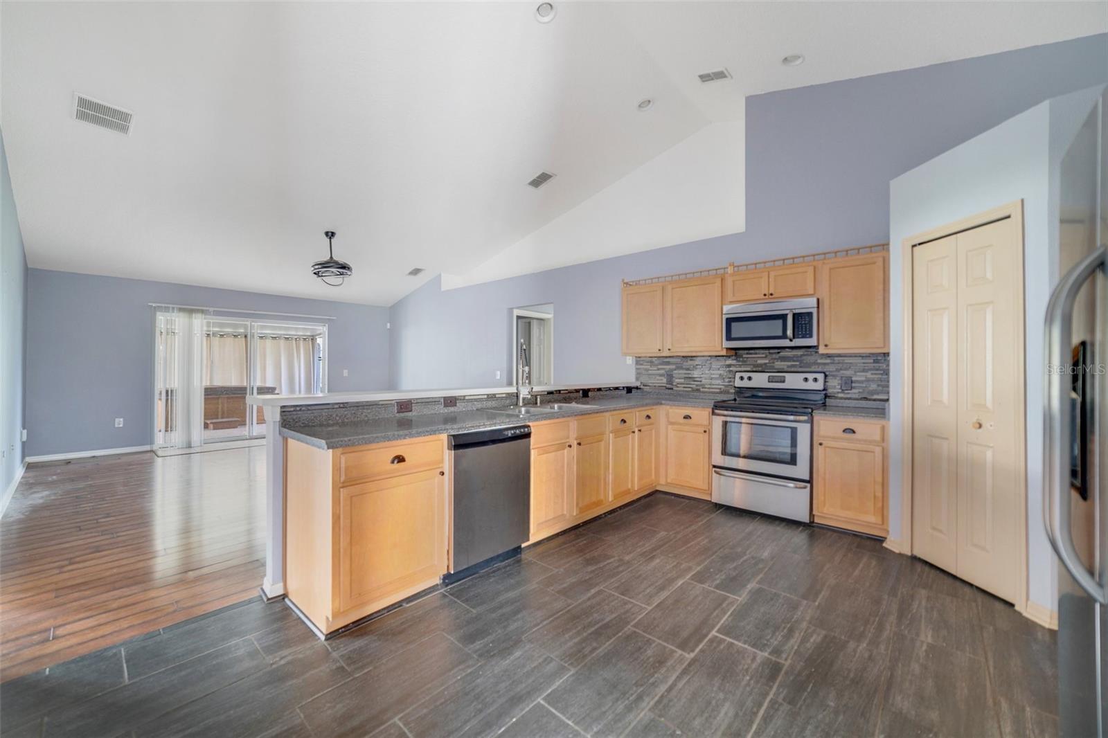 1406 Kissimmee, Kissimmee, FL 34759