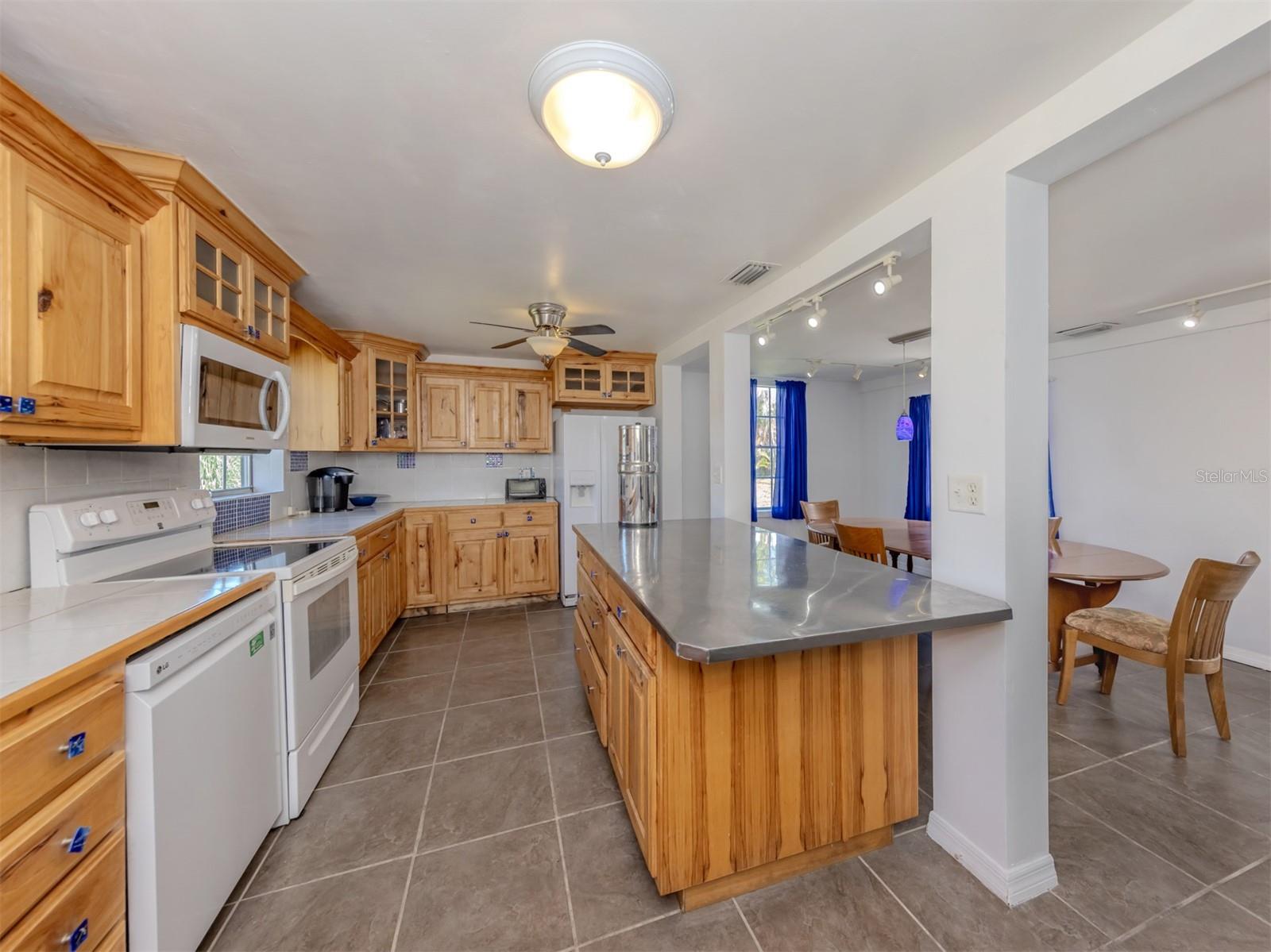 305 Chauncey, Bradenton, FL 34208