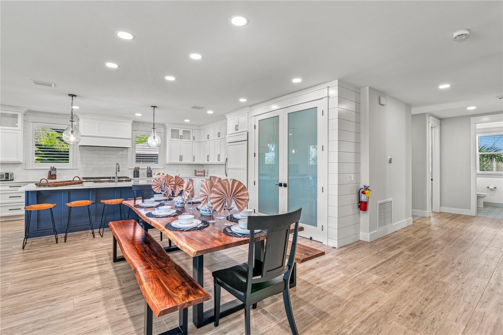 119 Avenida Messina, Sarasota, FL 34242