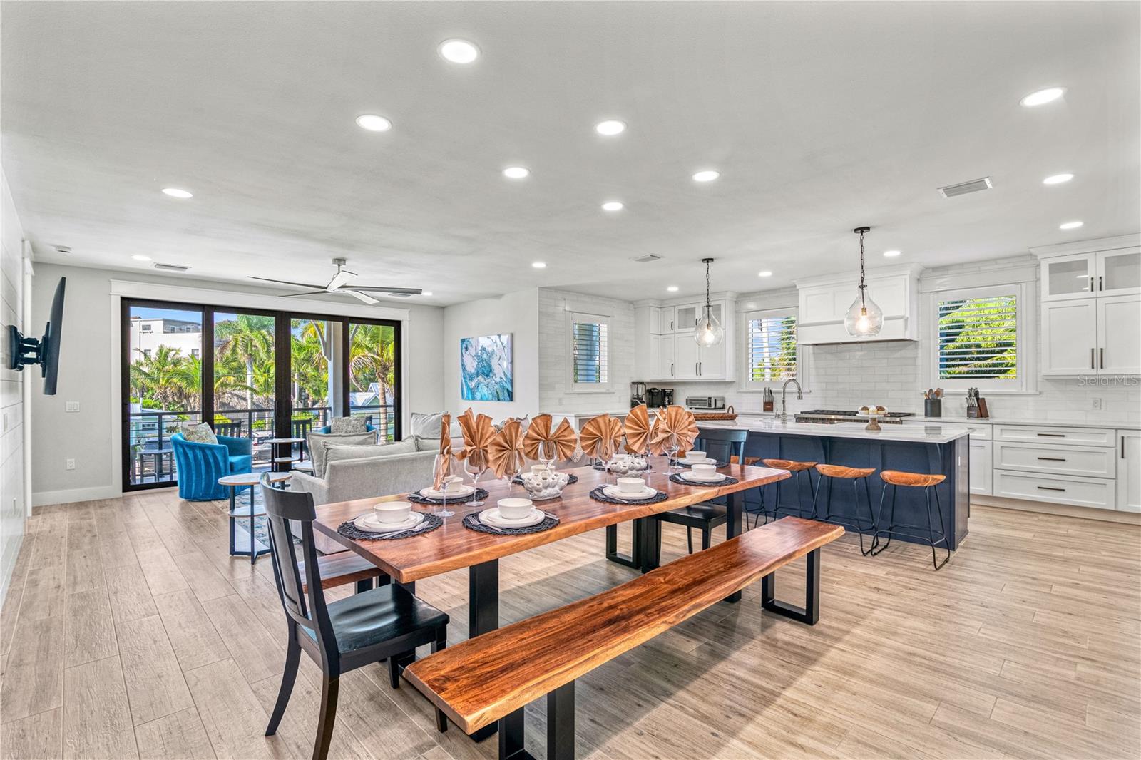 119 Avenida Messina, Sarasota, FL 34242