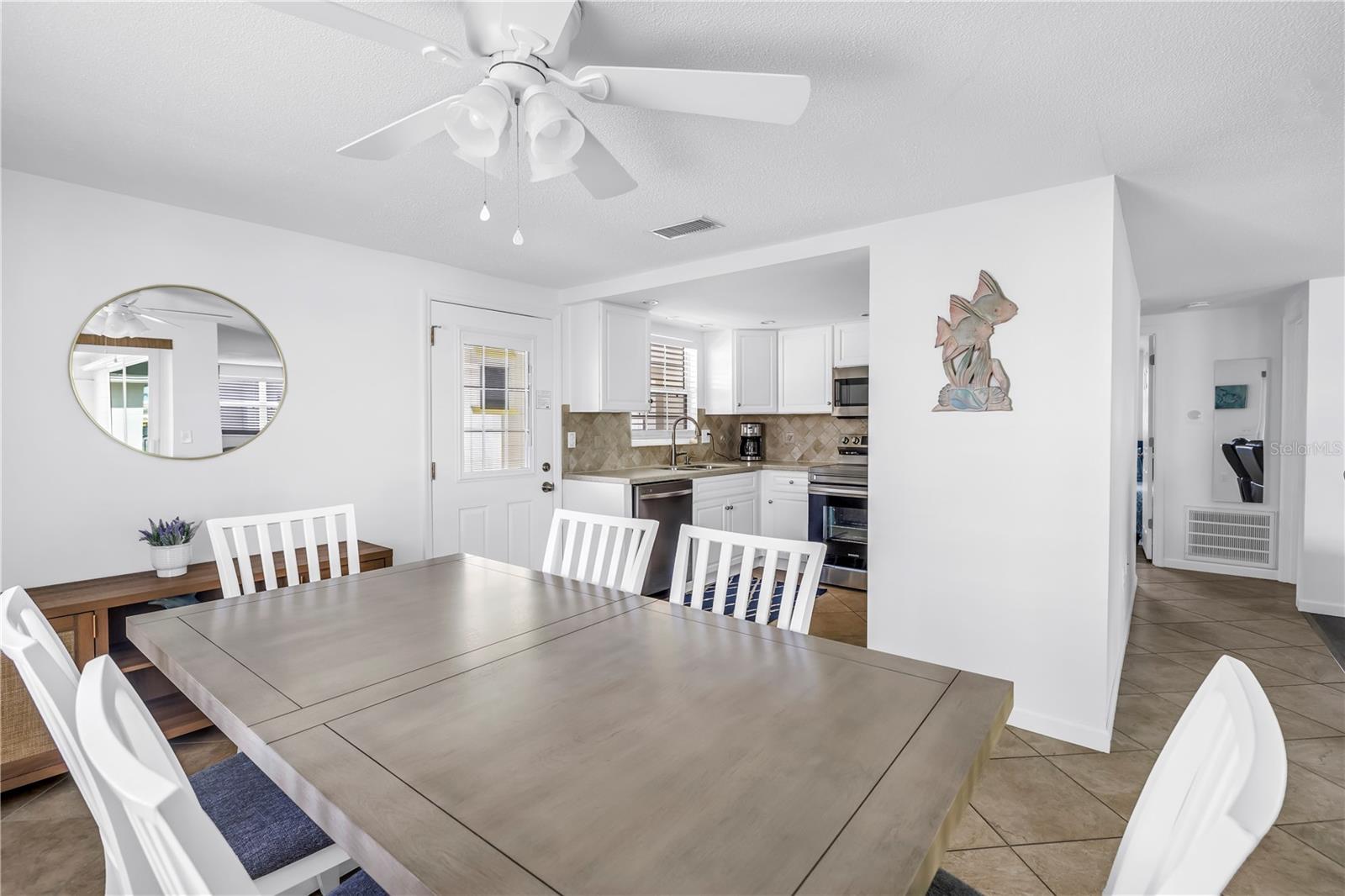 6150 Midnight Pass Unit V38, Sarasota, FL 34242