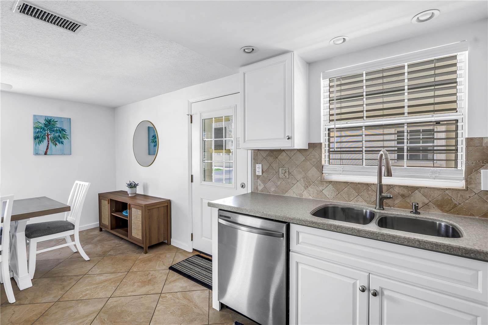 6150 Midnight Pass Unit V38, Sarasota, FL 34242