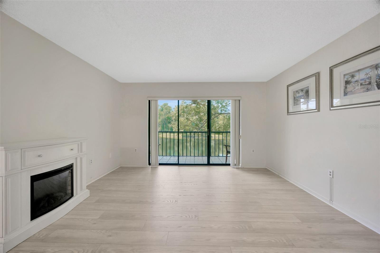 3134 Lake Pine Unit F2, Tarpon Springs, FL 34688