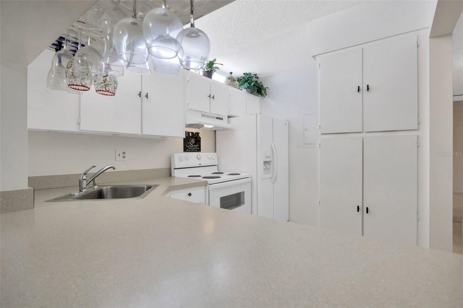 3134 Lake Pine Unit F2, Tarpon Springs, FL 34688