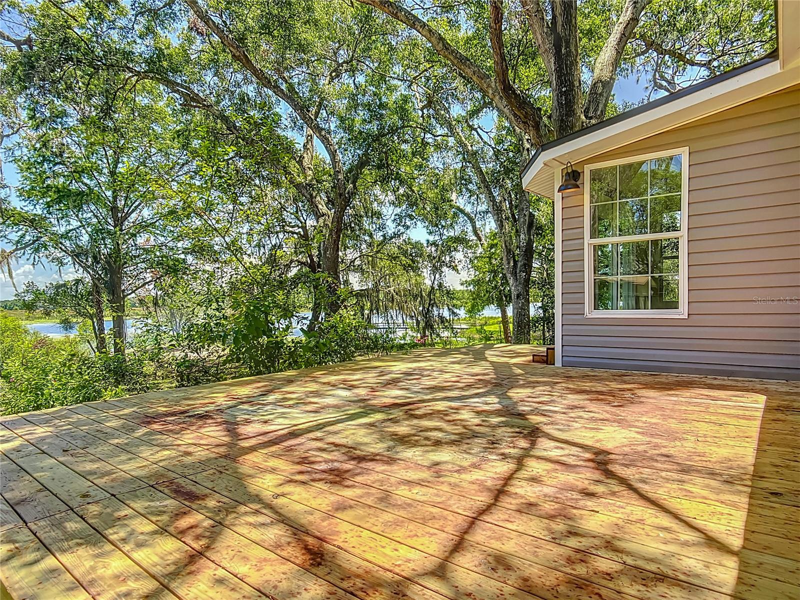 8781 Lakeshore, Floral City, FL 34436