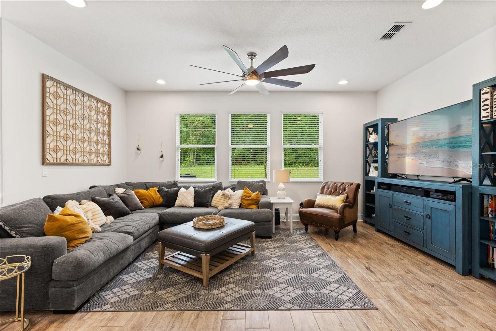 31924 Geoff, Sorrento, FL 32776