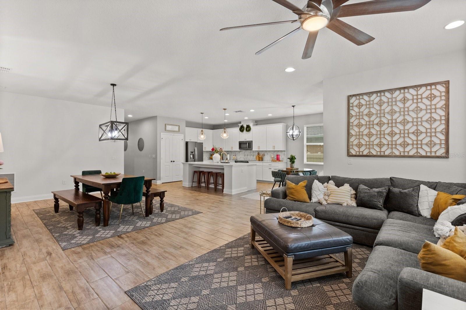 31924 Geoff, Sorrento, FL 32776
