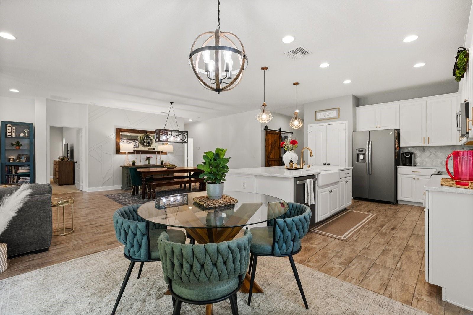 31924 Geoff, Sorrento, FL 32776