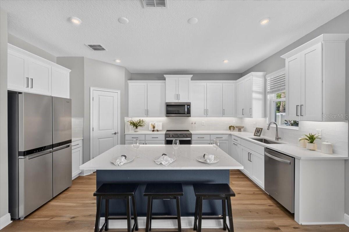 6226 29th, St Petersburg, FL 33702