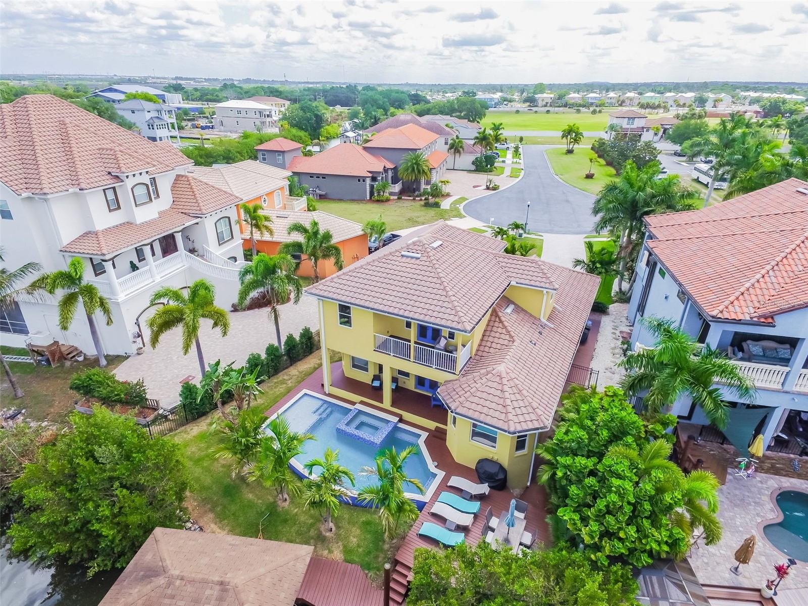 539 Treviso, Apollo Beach, FL 33572