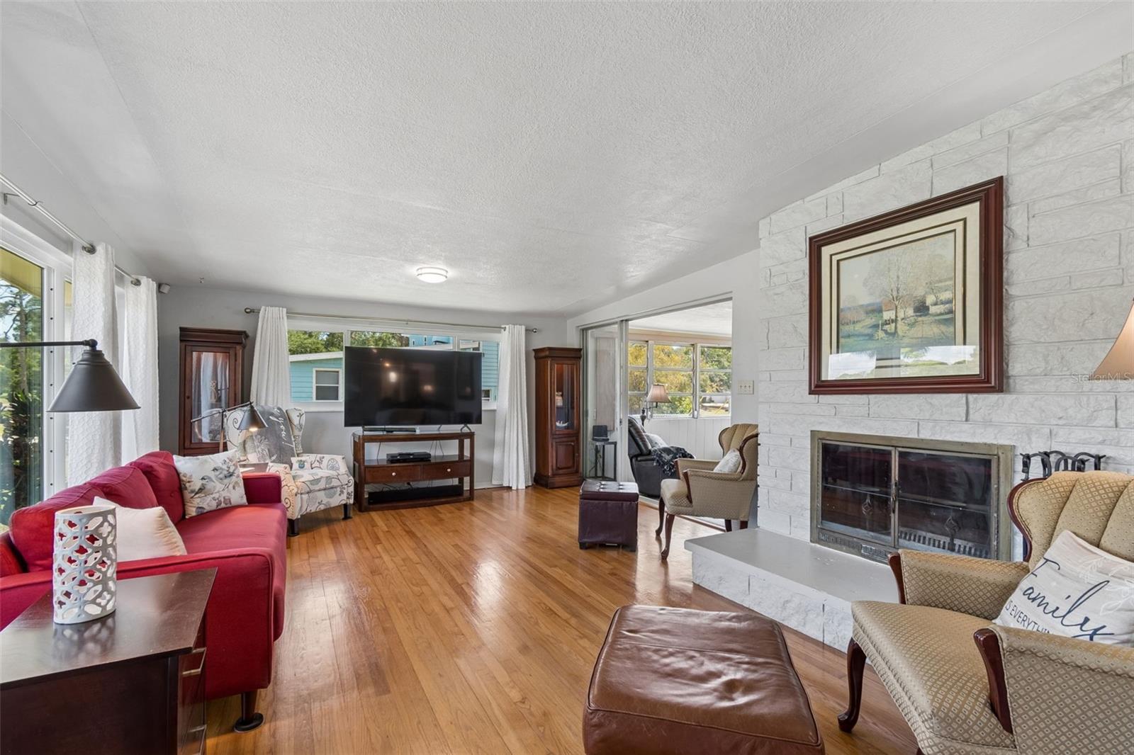 2110 Fairway, St Petersburg, FL 33712