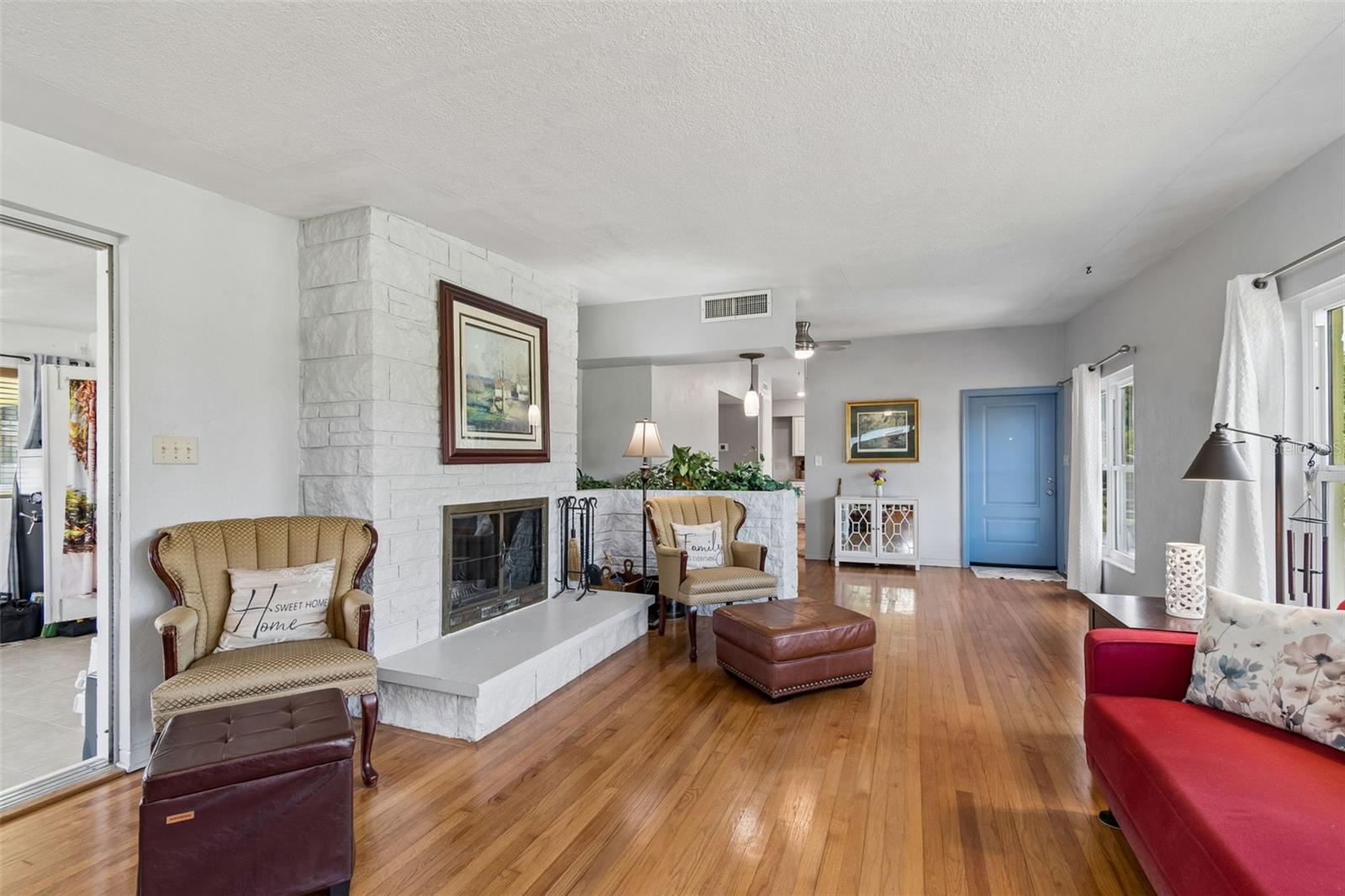 2110 Fairway, St Petersburg, FL 33712