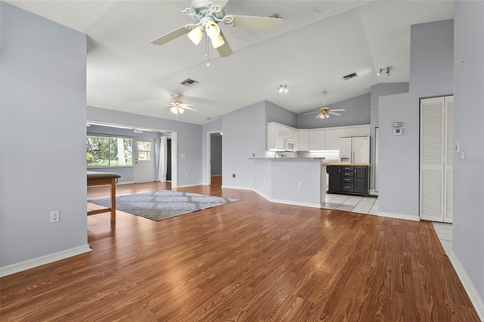 2417 Fairway Oaks Unit 22, Palmetto, FL 34221