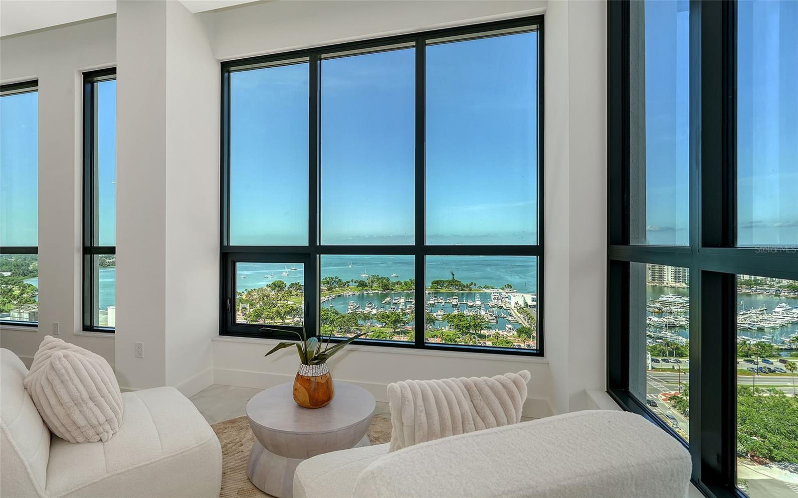 33 Palm Unit 1501, Sarasota, FL 34236