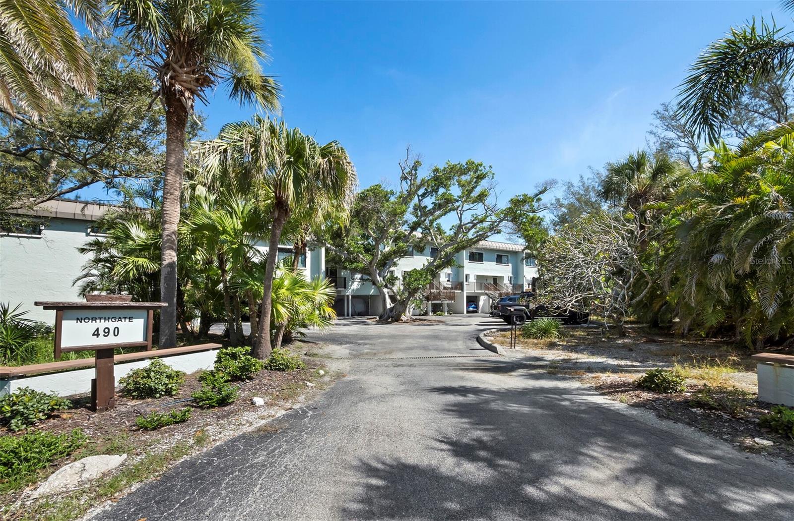 490 Shore Unit 6, Longboat Key, FL 34228