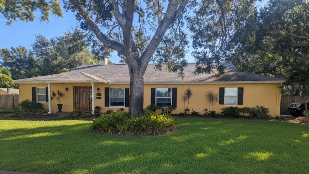 5710 Bernie, Tampa, FL 33611