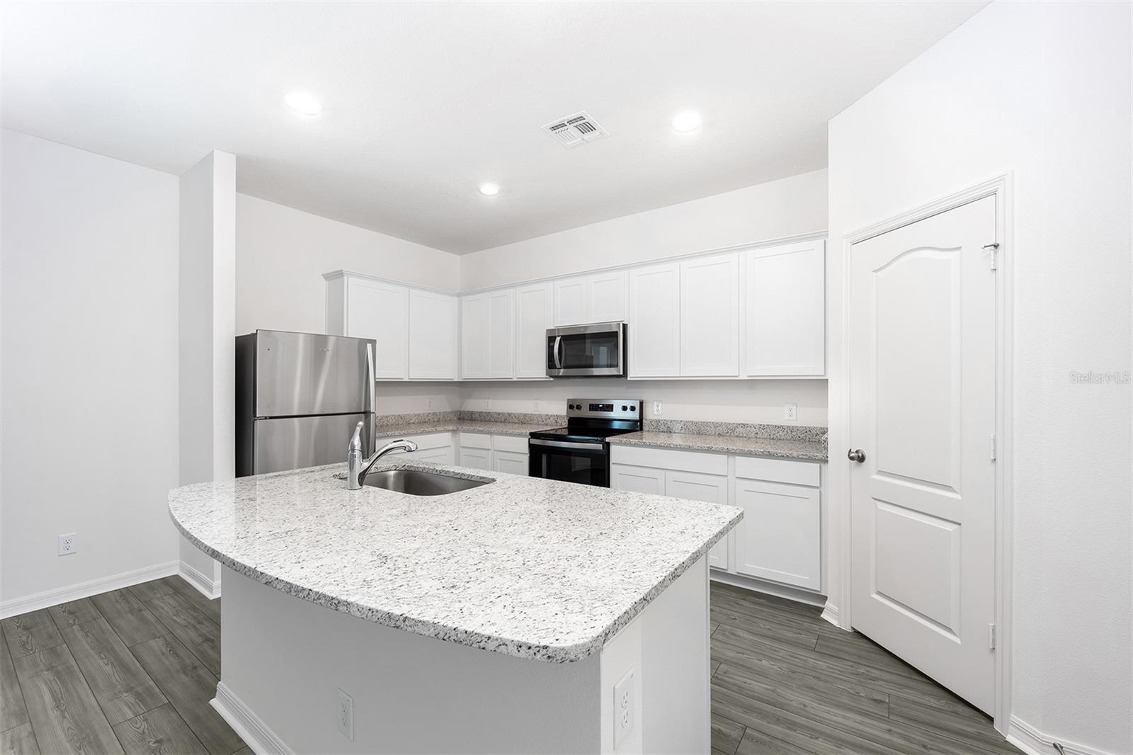 3719 Bergamot, Lake Alfred, FL 33850