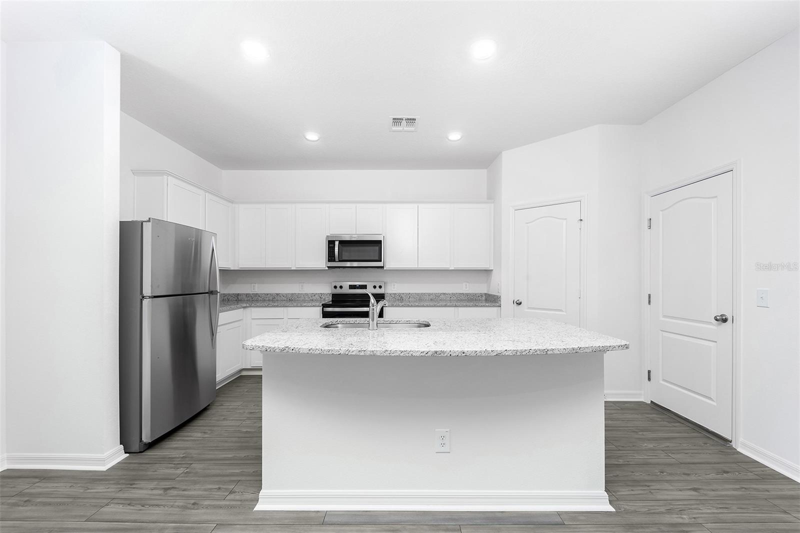 3719 Bergamot, Lake Alfred, FL 33850
