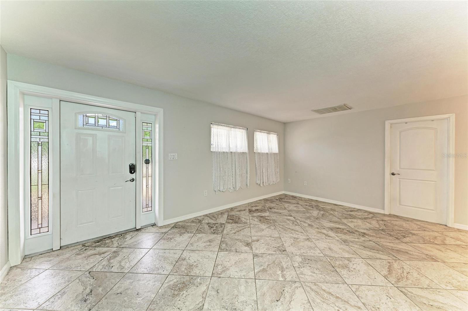 557 Reading, Port Charlotte, FL 33952