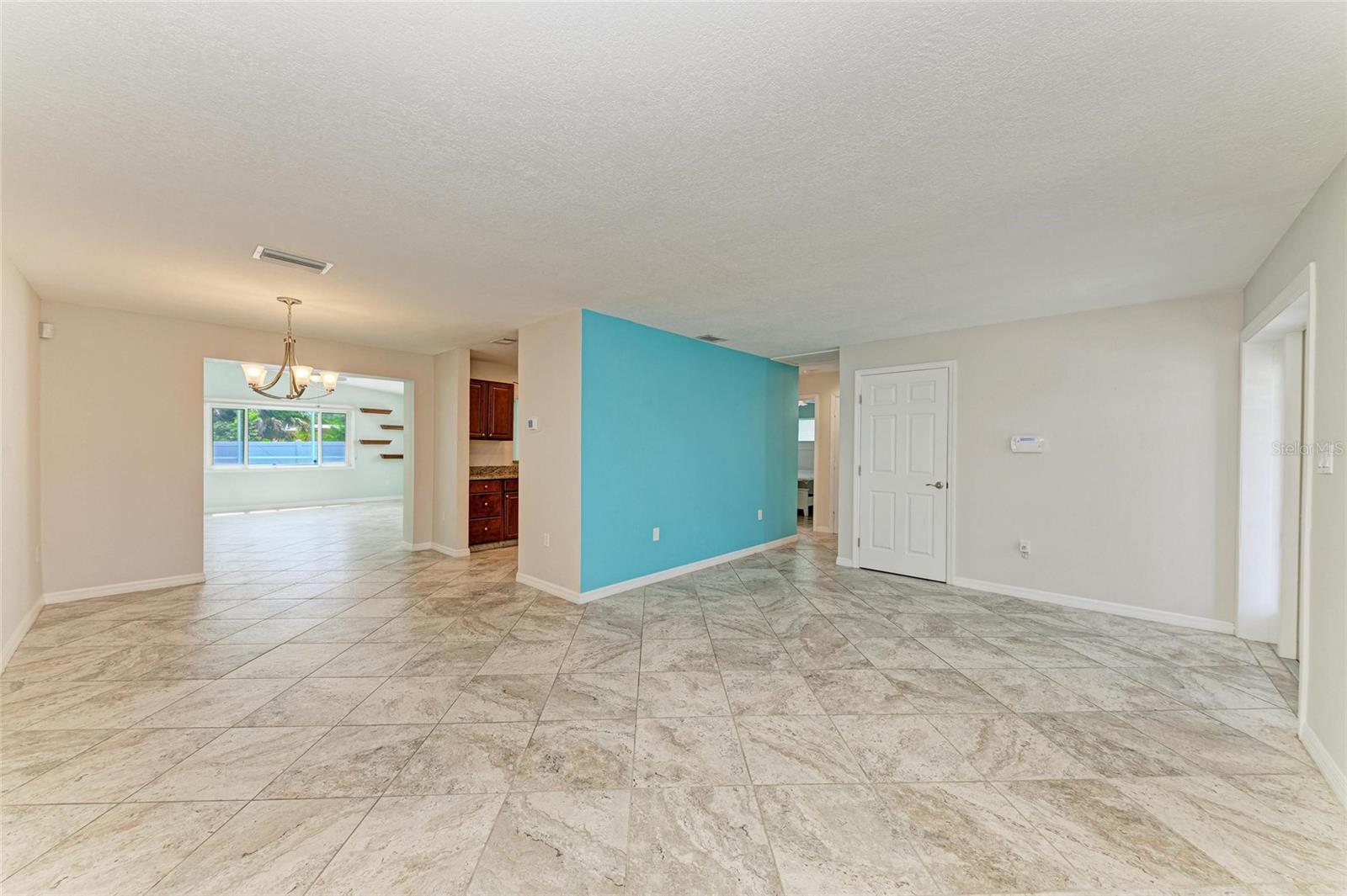 557 Reading, Port Charlotte, FL 33952