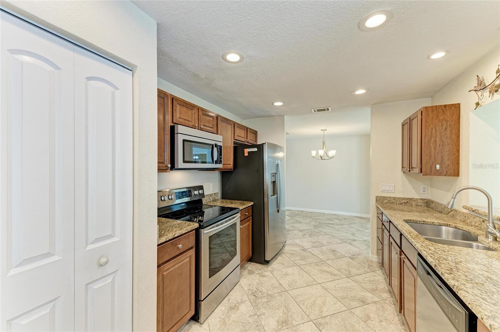 557 Reading, Port Charlotte, FL 33952