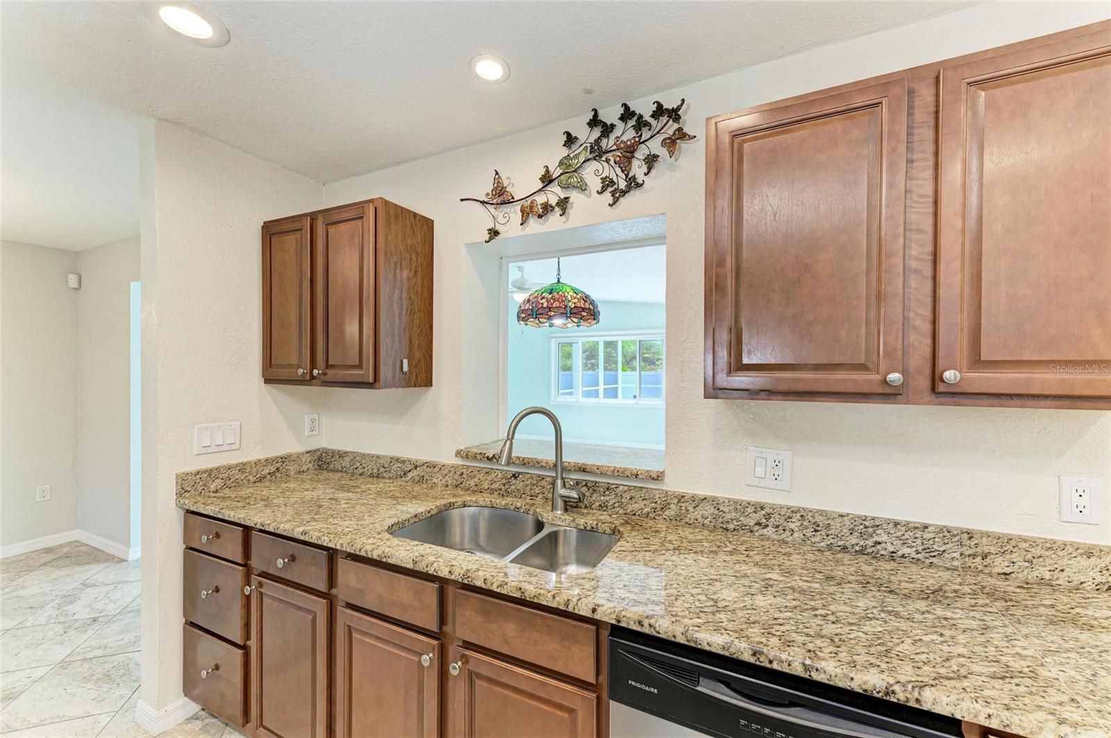 557 Reading, Port Charlotte, FL 33952