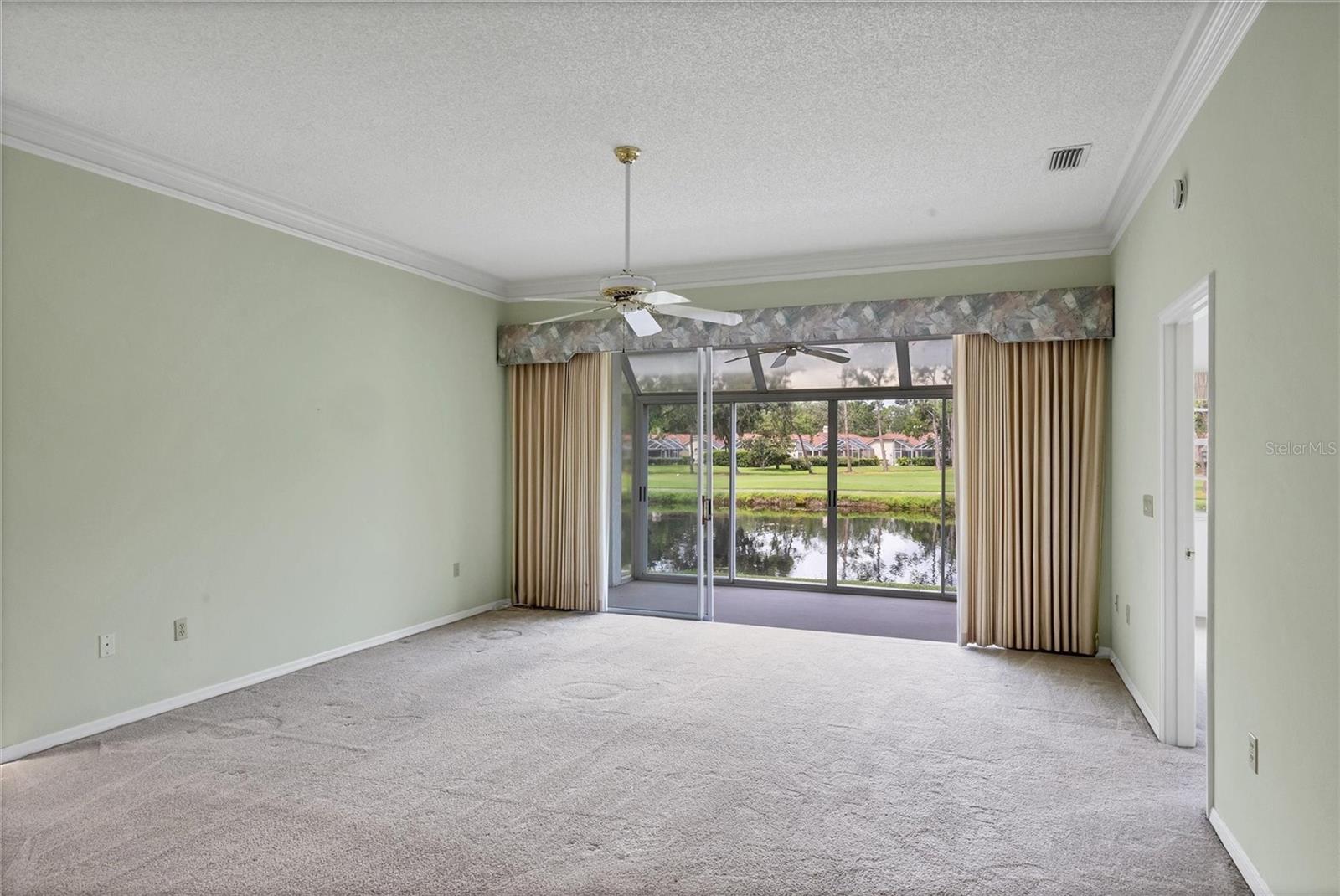5662 Long Common Unit 8, Sarasota, FL 34235