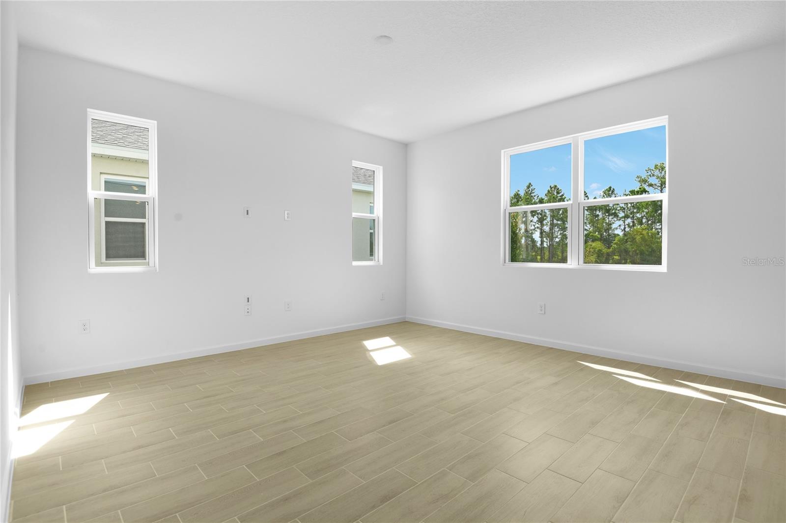 179 Flag Lilly, Umatilla, FL 32784