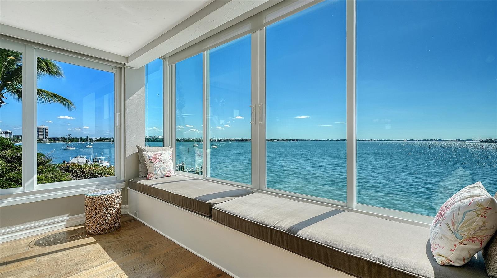 400 Golden Gate Unit 31, Sarasota, FL 34236