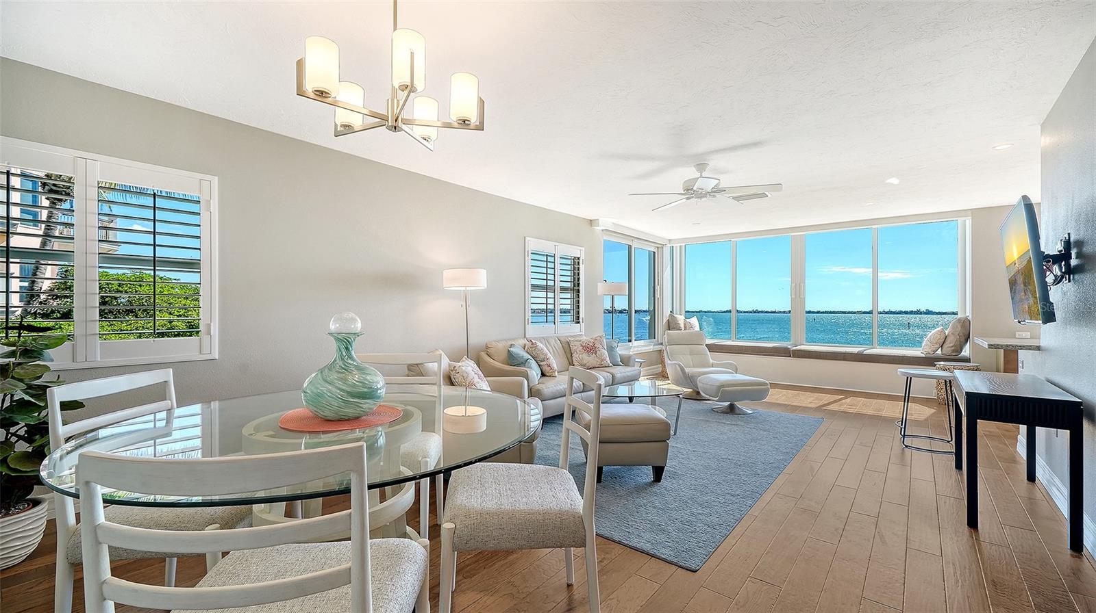 400 Golden Gate Unit 31, Sarasota, FL 34236