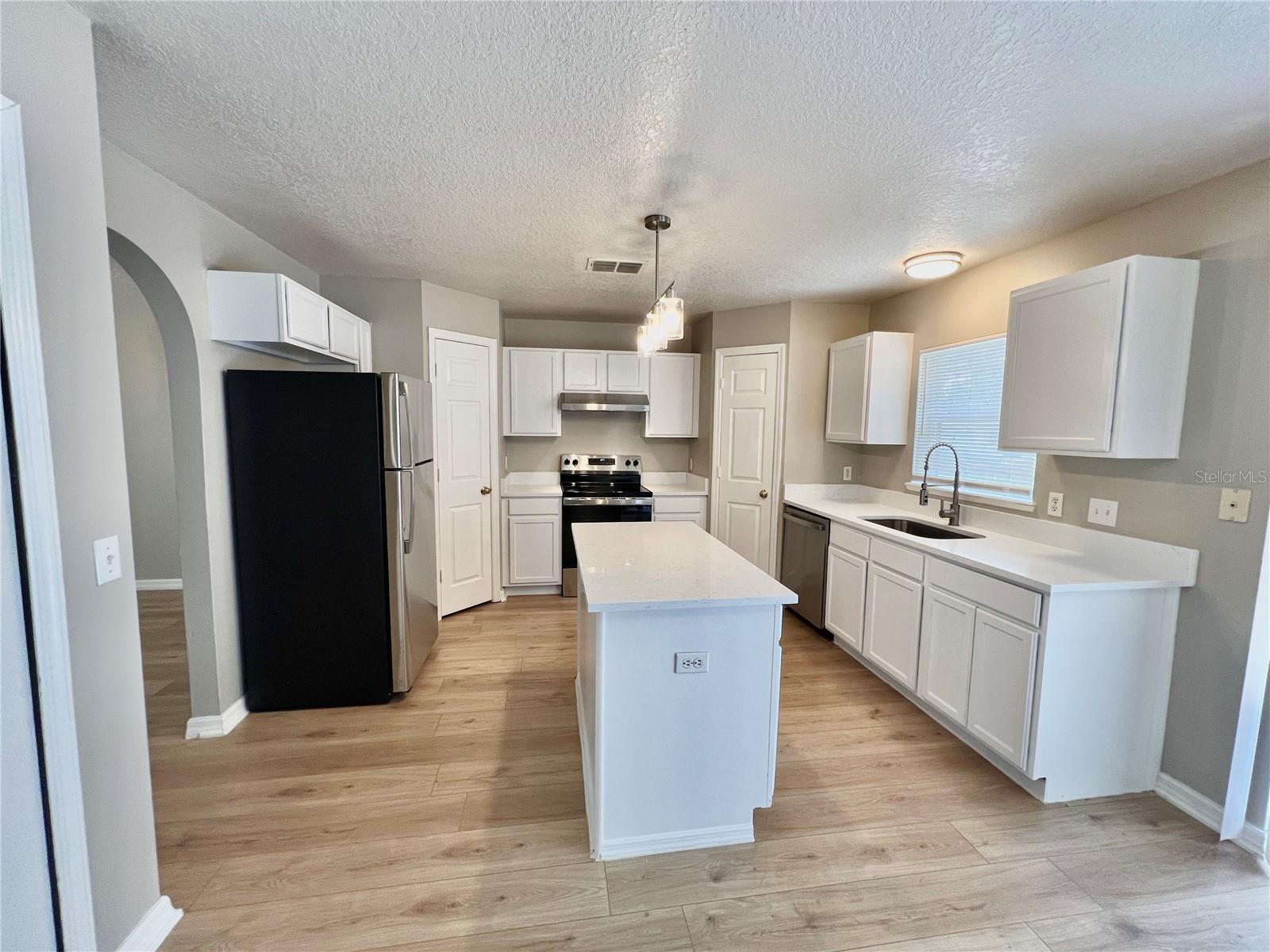 1418 Sarasota, Kissimmee, FL 34759