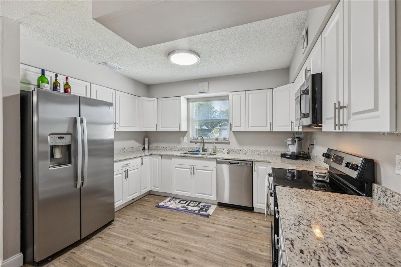 3 Silver, Ocala, FL 34472