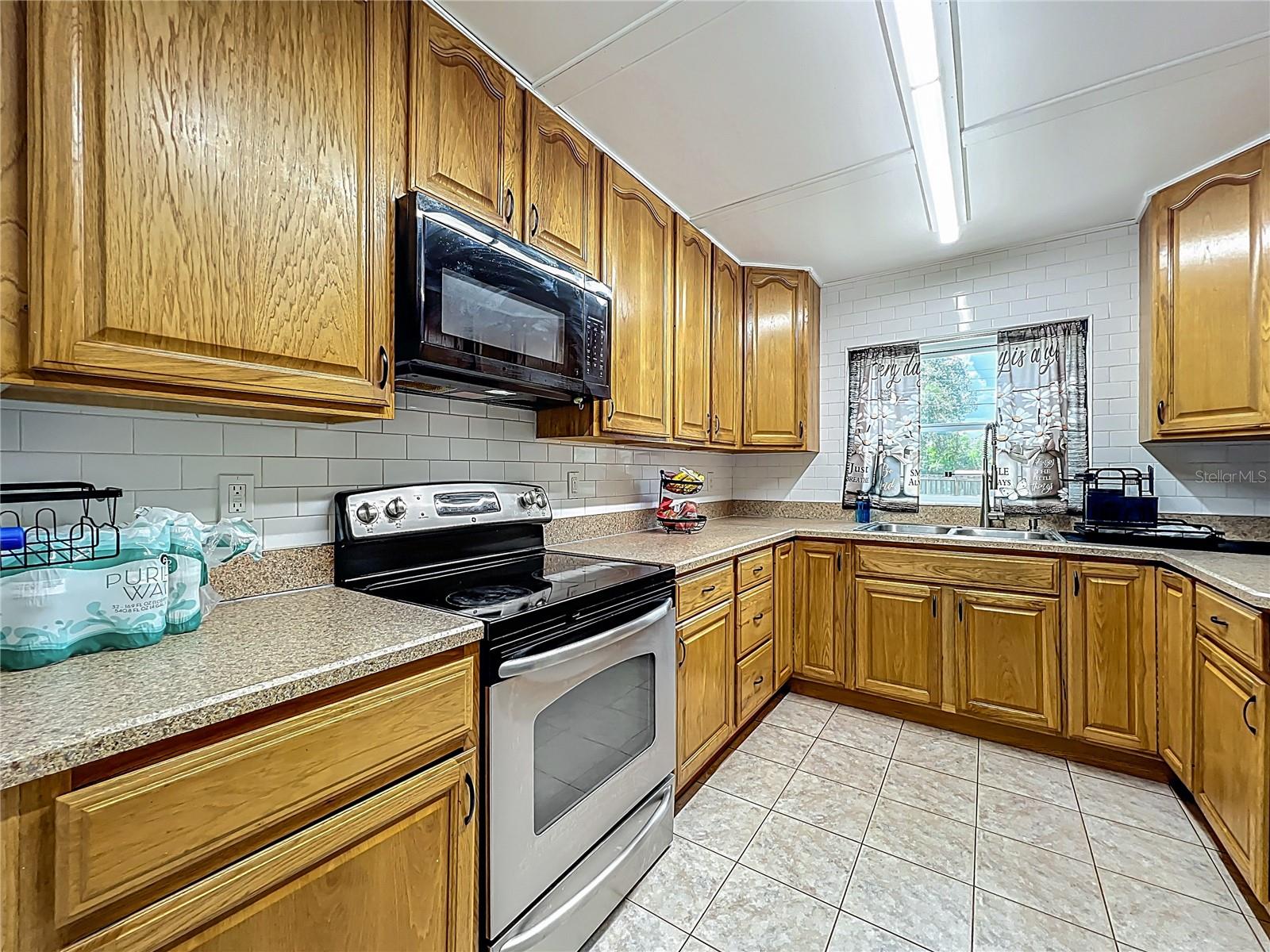2542 Palmetto, Sanford, FL 32773