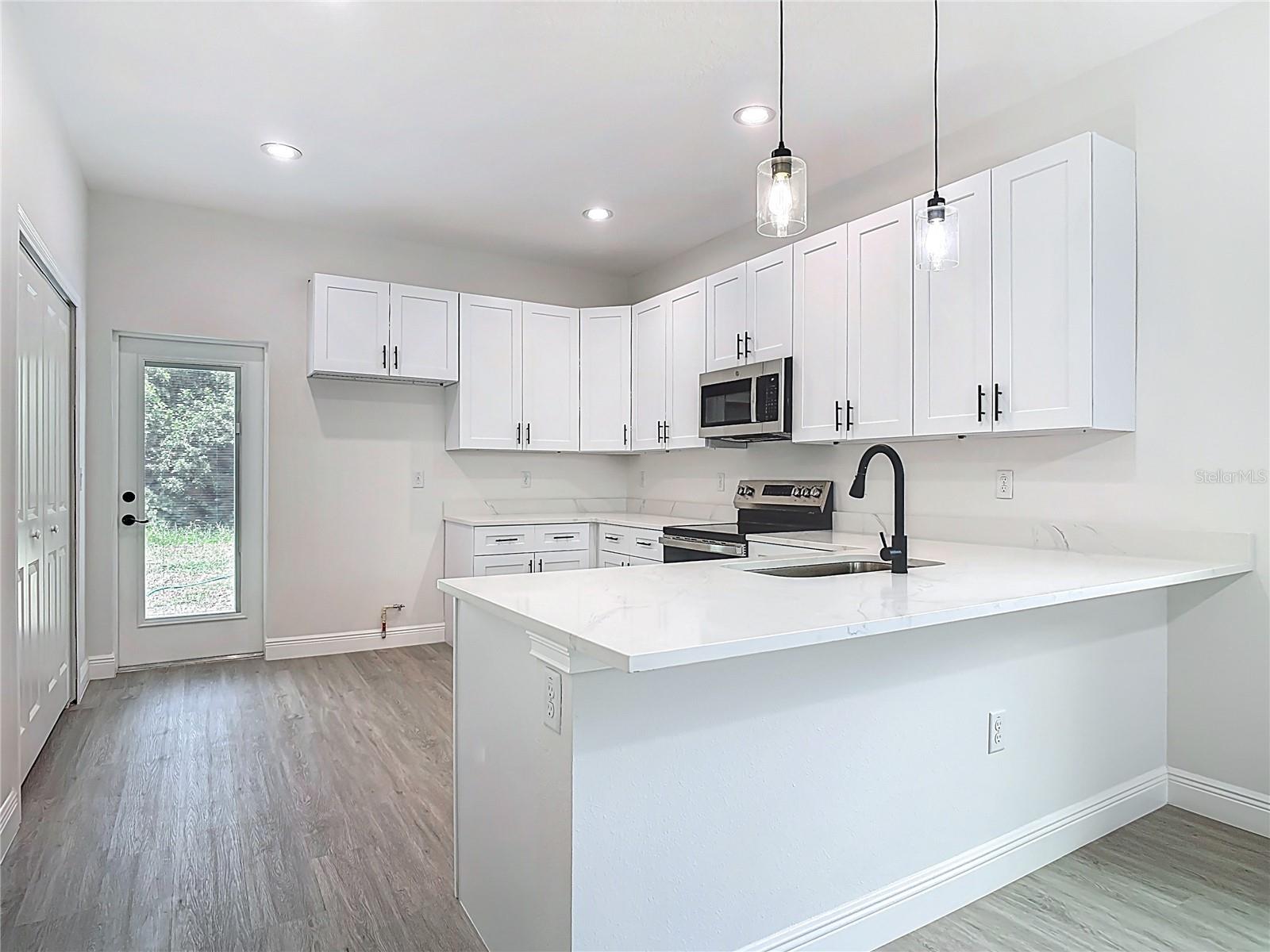 2445 Dolarway, Sanford, FL 32771