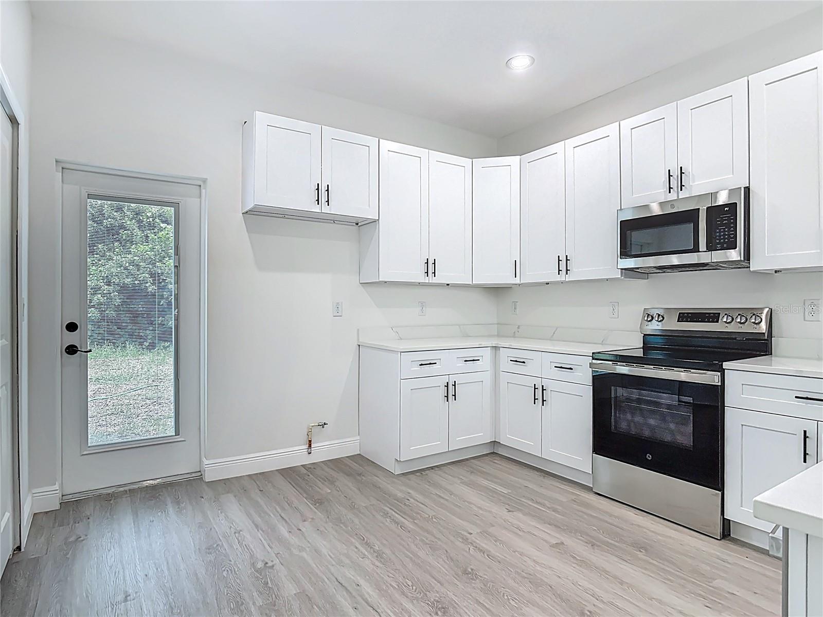 2445 Dolarway, Sanford, FL 32771