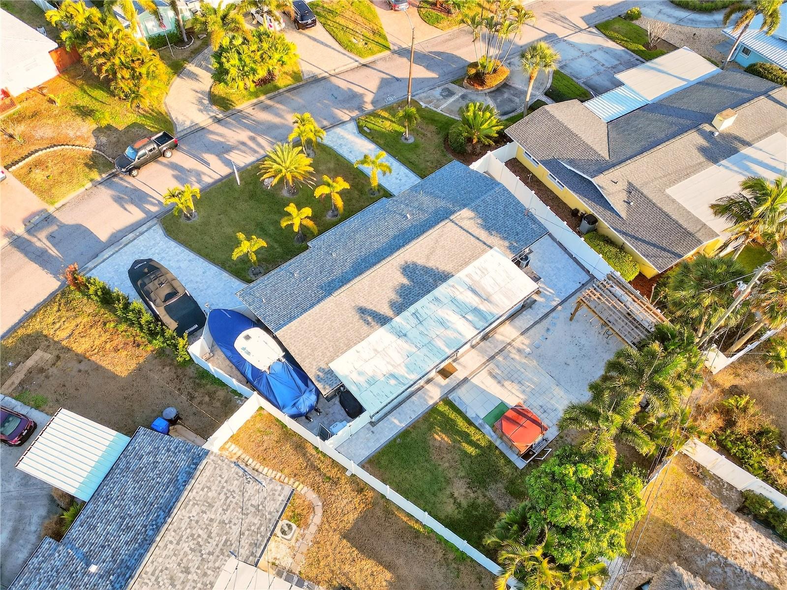 5235 40th, St Petersburg, FL 33711