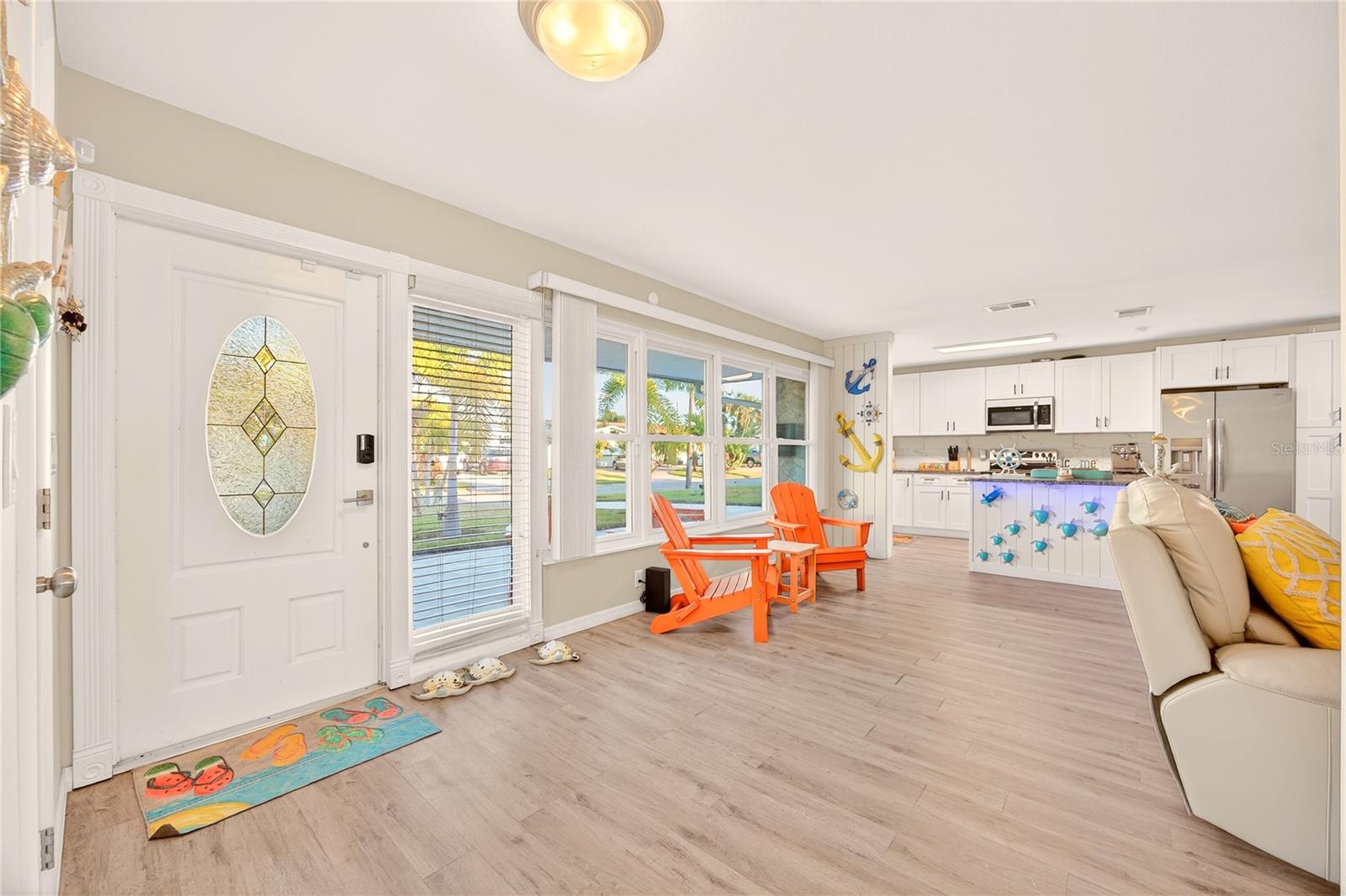 5235 40th, St Petersburg, FL 33711