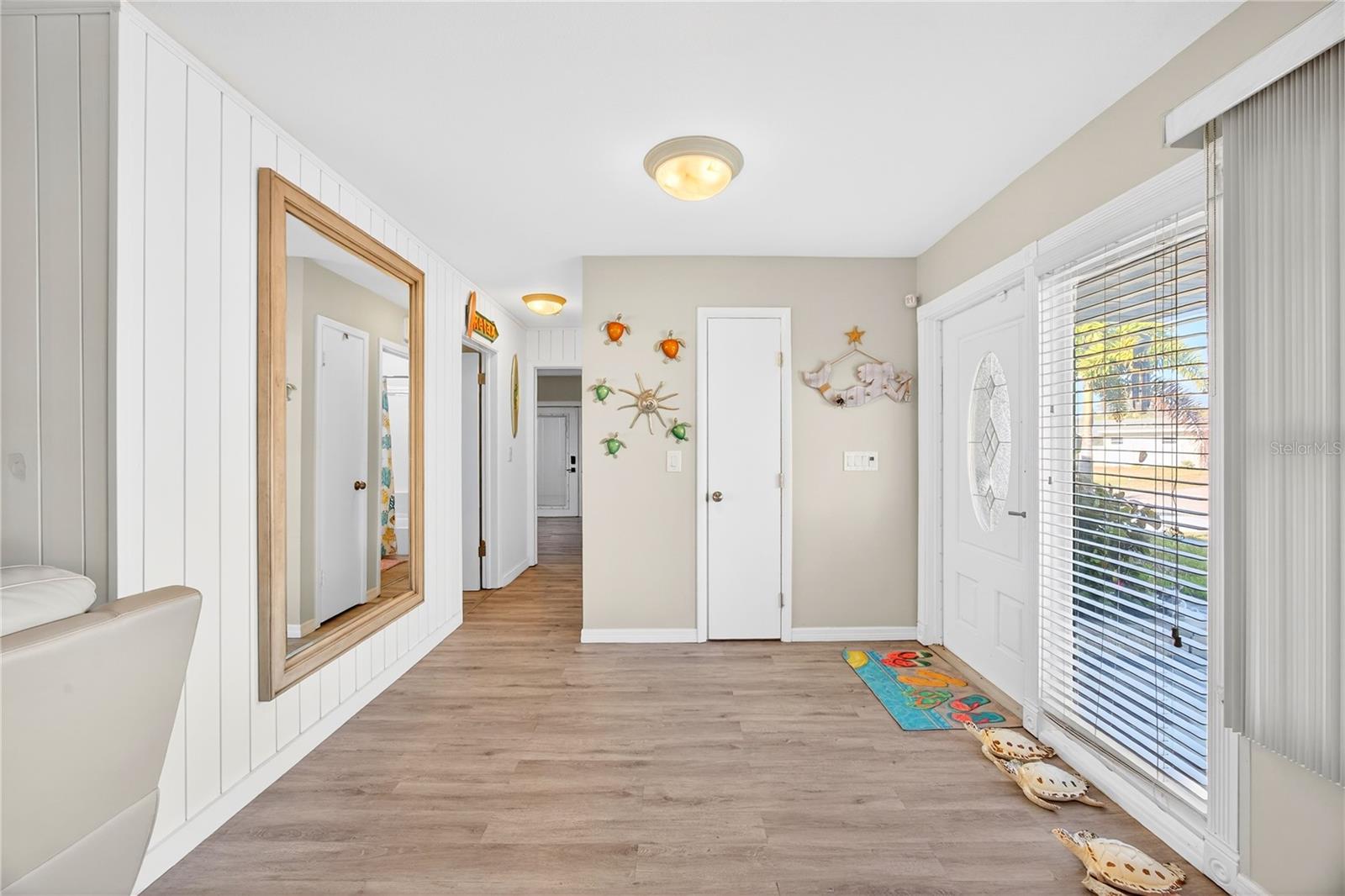 5235 40th, St Petersburg, FL 33711
