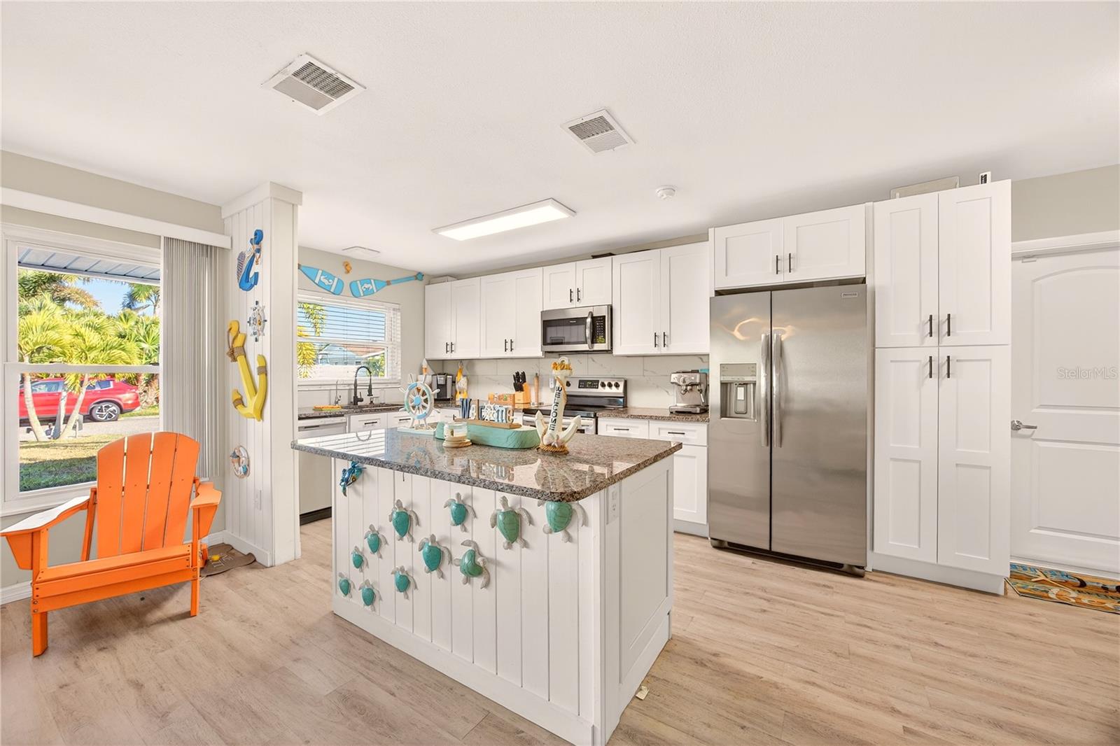 5235 40th, St Petersburg, FL 33711