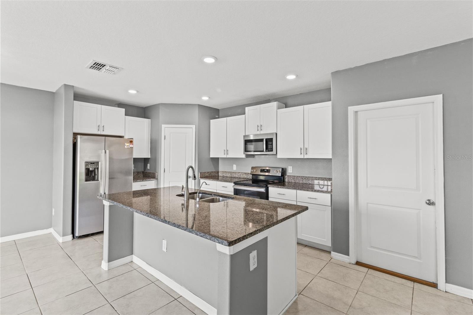 16671 Kingman Reef, Wimauma, FL 33598