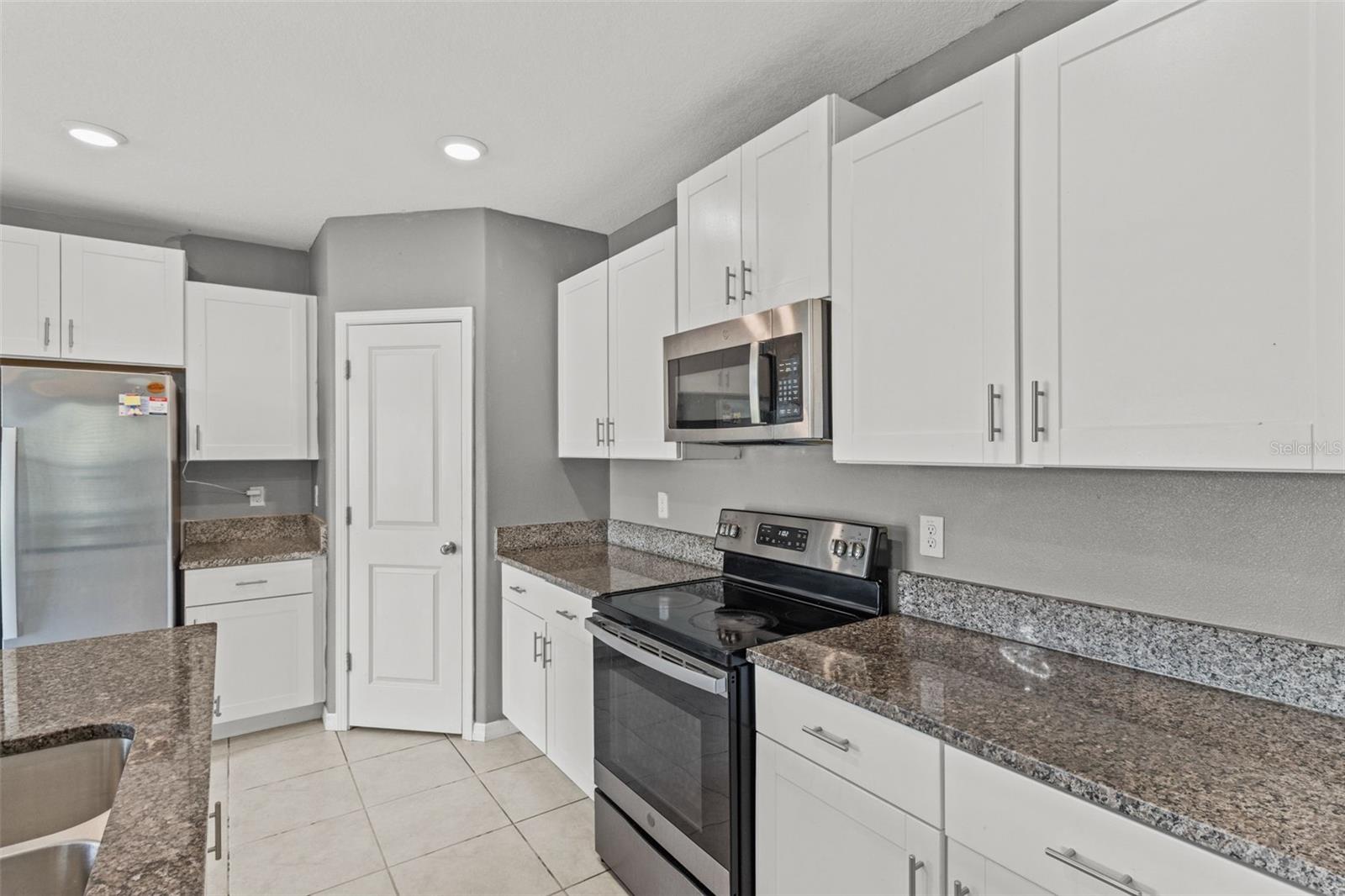 16671 Kingman Reef, Wimauma, FL 33598