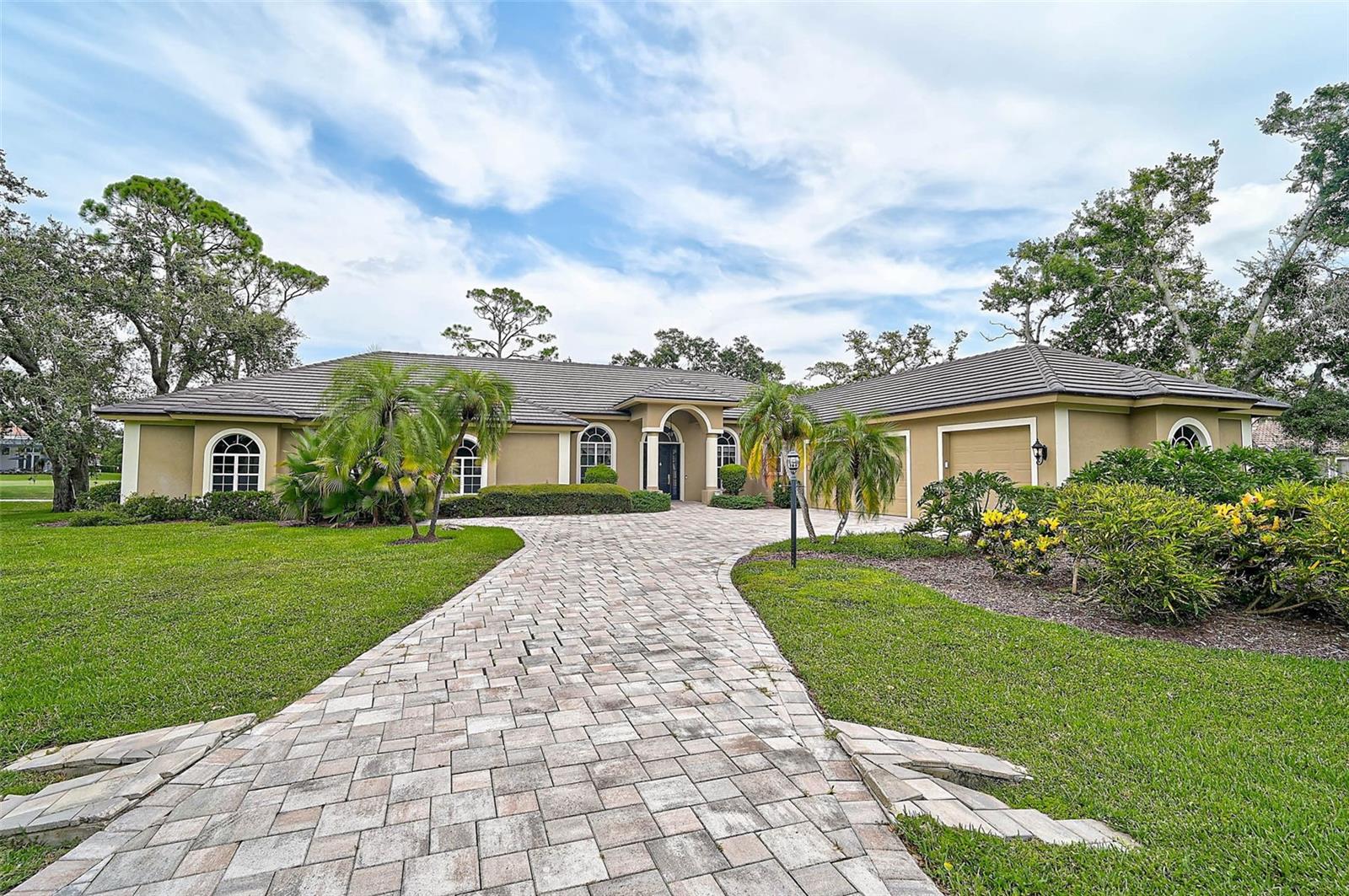 852 Macewen, Osprey, FL 34229