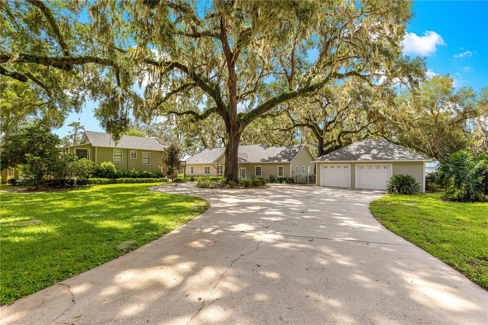 12360 Highway 25, Ocklawaha, FL 32179