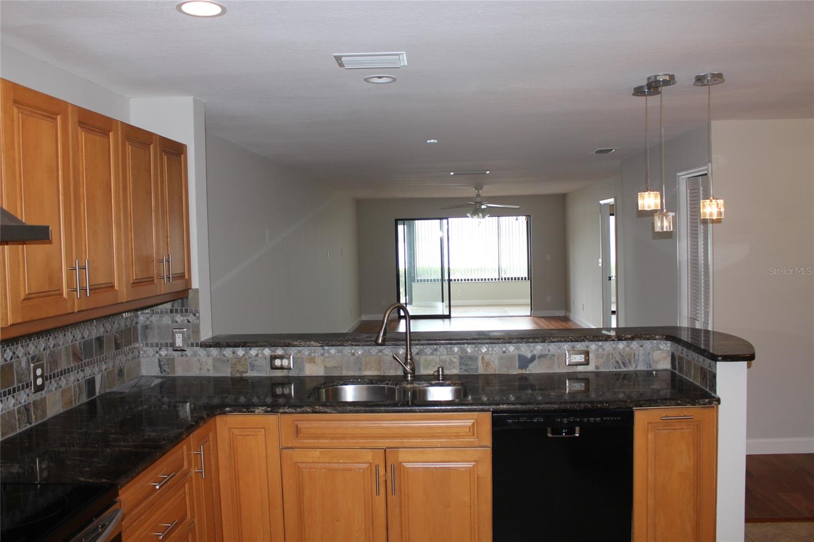 19029 Us Highway 19 Unit 16c, Clearwater, FL 33764