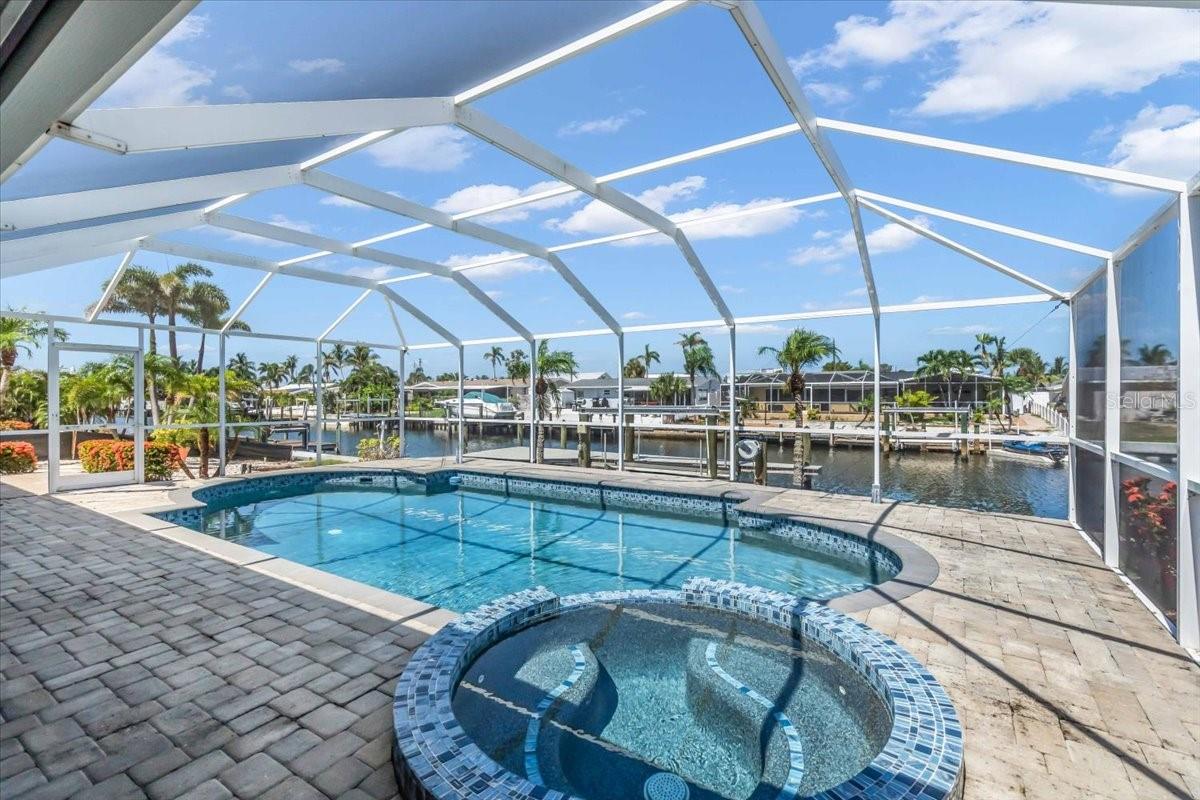 3816 Royal Palm, Bradenton, FL 34210