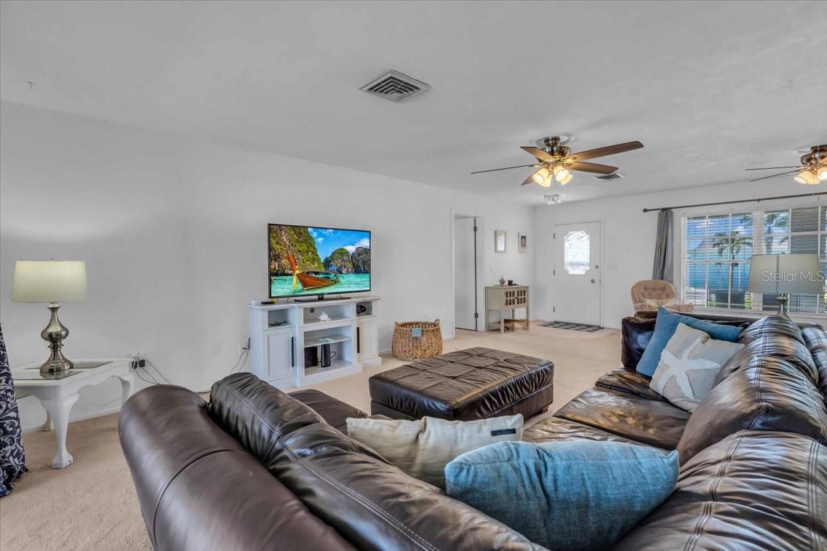 3816 Royal Palm, Bradenton, FL 34210